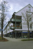 Stuttgart-Zfhsn: Helle und großzügige 4 ZW mit grosser Terrasse in zentraler und dennoch grüner Lage, Bj.1997, gr. Tageslichtbad+Gästebad, Parkett. 