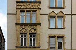 Detail Jugenstil Ornamentik Mehrfamilienhaus Stuttgart-Süd im Lehenviertel